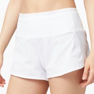 Lulu Lemon White Speed Up 2.5” Shorts